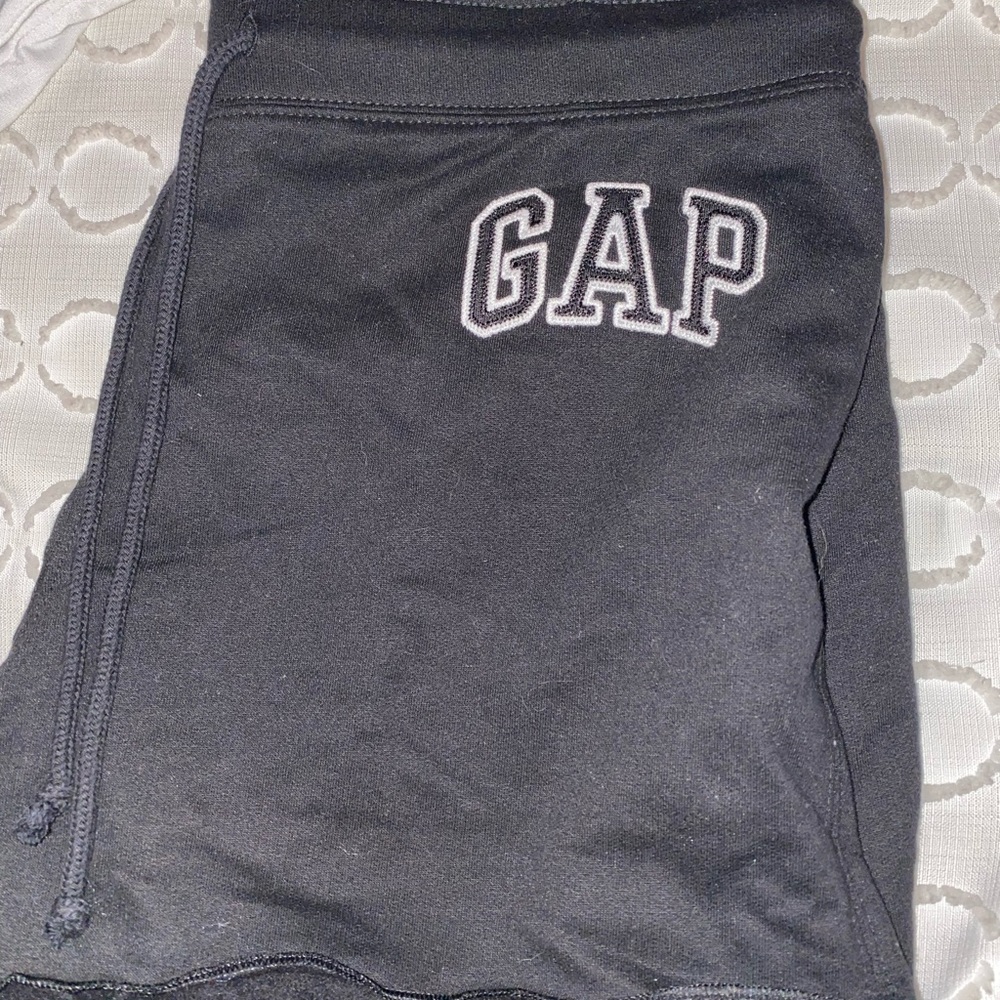 Brand new GAP shorts